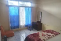 Kaliaga Bungalow Hotels in Berastagi
