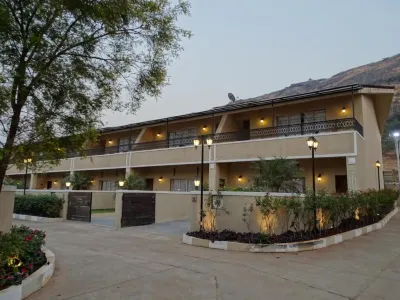 Misty Meadows, Lonavala Hotels in Lonavala