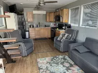 Reel Therapy 3 bedroom houseboat