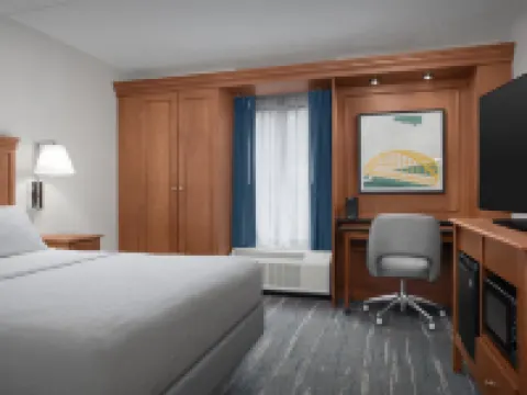 ハンプトン イン ピッツバーグ / グリーンツリー ピッツバーグのホテル