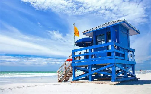 2B/2B 1400sf Siesta Key Townhouse With Parking Garage Across From Public Beach