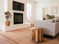 Luxury Village Home Close to Beaches and Wineries! Hotels in Arroyo Grande