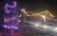 1913 Love Shack Bethel NY Cheap Weekend Juke Box 6 Breweries Hotels in White Lake