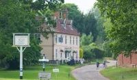 Buckinghamshire Arms Hotels in Aylsham