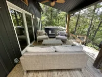 Hemlocks over Muir in Rogers KY - Hot Tub & WiFi Hotels in Wolfe County
