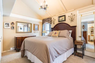 Camp Cottonwood Hotels near Grand Teton National Park