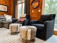 Modern Kitchen and Outdoor Deck Bliss - Spacious Serene Retreat