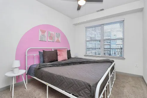 Prime Location with Resort Amenities - Stylish Modern Oasis