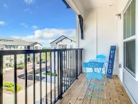 Close to Attractions and Entertainment - Charming Cozy Retreat Hotels in Orange County
