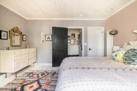 Stunning Pool and Hot Tub with Designer Kitchen - Luxurious Pueblo Revival Oasis