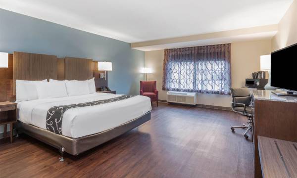 La Quinta Inn & Suites by Wyndham Aberdeen-Apg