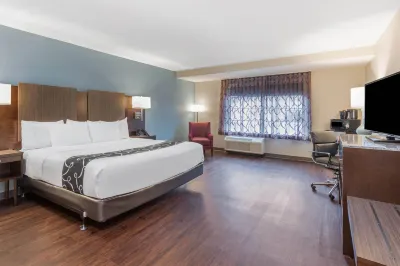La Quinta Inn & Suites by Wyndham Aberdeen-Apg Hotel di 