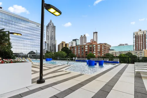 Rooftop Pool and Gym with Skyline Views - Stunning Luxury Retreat