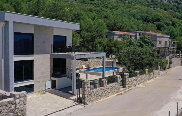 Seaview Villa with Pool-Hanja