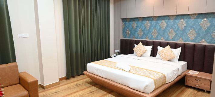 Hotel Olive Crown Hotels in Lucknow
