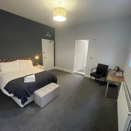 Arlan House, Central Basingstoke Hotel