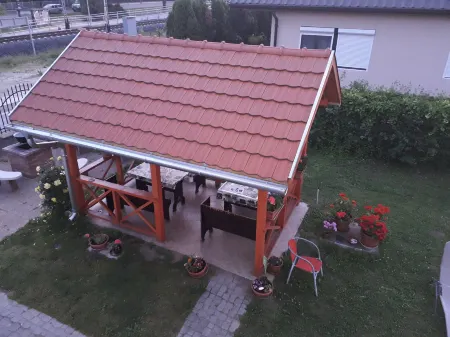 Studio Apartment for 2-4 Persons