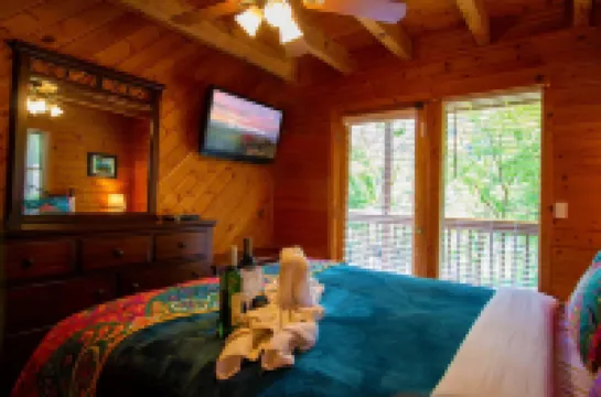 冒煙水域霍斯提瓦飯店