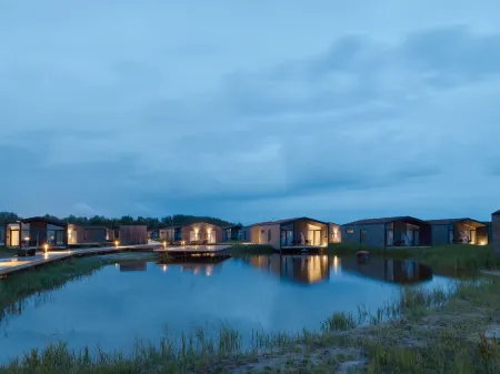 Hages Badehotel Отели в г. Лолланн