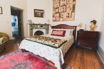 Hamilton House Hotels in Strathalbyn