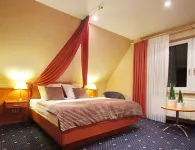 Zur Linde Các khách sạn ở Papenburg