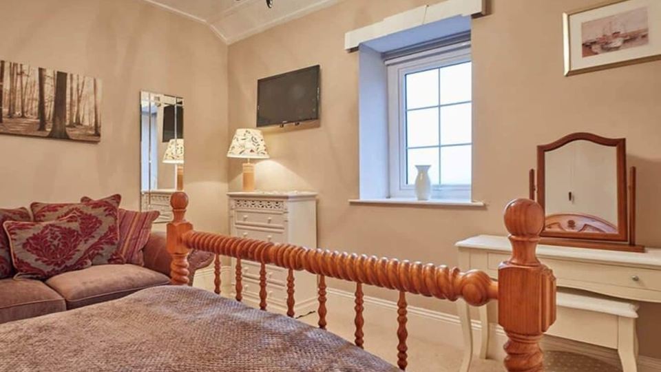 Host & Stay - the View Old Coastguard Cottage