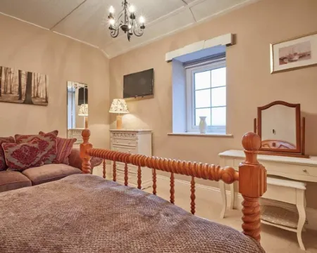 Host & Stay - the View Old Coastguard Cottage Hotels in Tynemouth