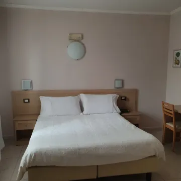 Hotel Trasimeno Bittarelli Hotels near Lake Trasimeno (Lago Trasimeno)