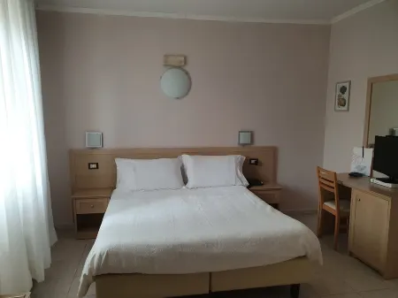 Hotel Trasimeno Bittarelli Отели в г. Gioiella