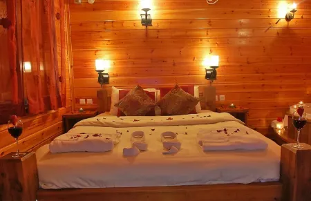 Musical Garden Cabins Отели в г. Had Nes