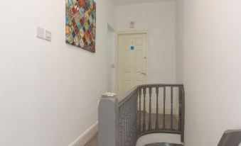 Townhouse @ 27 Electricity St Crewe