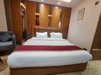 Hotel Elara Mindrolling Monastery附近的飯店