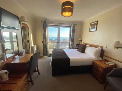 The Riviera Hotel & Apartments - Alum Chine 러셀 꼬뜨 아트 갤러리 & 뮤지엄 주변 호텔