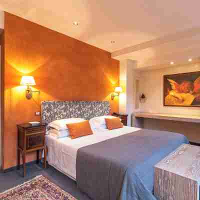 Charming Hotel dei Chiostri Rooms