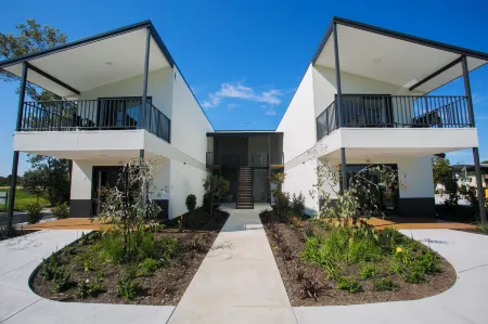 Banksia Tourist Park Отели в г. Форрестфилд