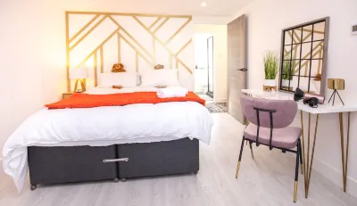 James' Place at Castle Cottage Hotels near Giddy Kiddys