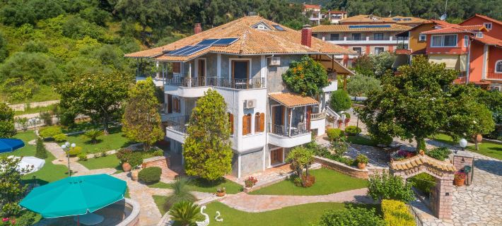 Villa Haroula Hotels in Parga