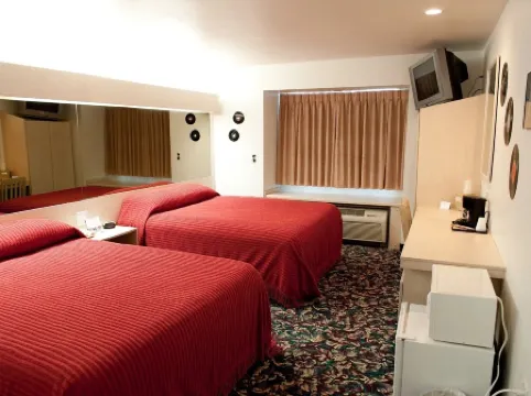 Motel 6 McAlester, OK - South