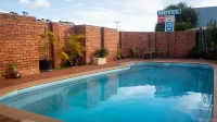 Yambil Inn Hotel a Griffith