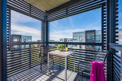 Haraka Apartment with Sunset Balcony Hotels in 