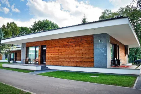 Villas and Apartments Oaza Отели рядом с достопримечательностью «Vrelo Bosne»