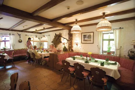 Hotel Und Restaurant Köhlerhütte - Fürstenbrunn