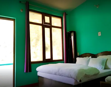 Hotel Namami Gange Syanachatti, Yamunotri