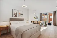 Limehome Valencia Carrer del Pare Palau - Rooftop Pools
