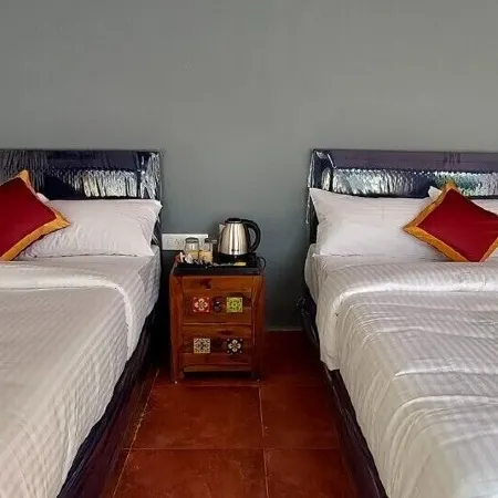 Myspace Holiday Inn - Ooty
