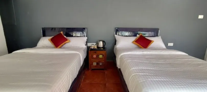 Myspace Holiday Inn - Ooty