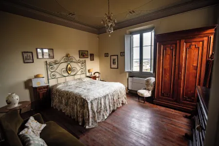 Palazzo Capparucci - Dimora Storica - Guest House