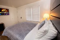 Prairie Voyager Hotels in Marquette
