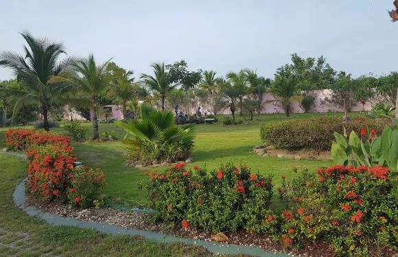 粉宮巴拿馬酒店