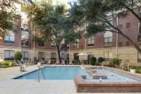 Hyatt House Dallas Lincoln Park - Rooftop Pools